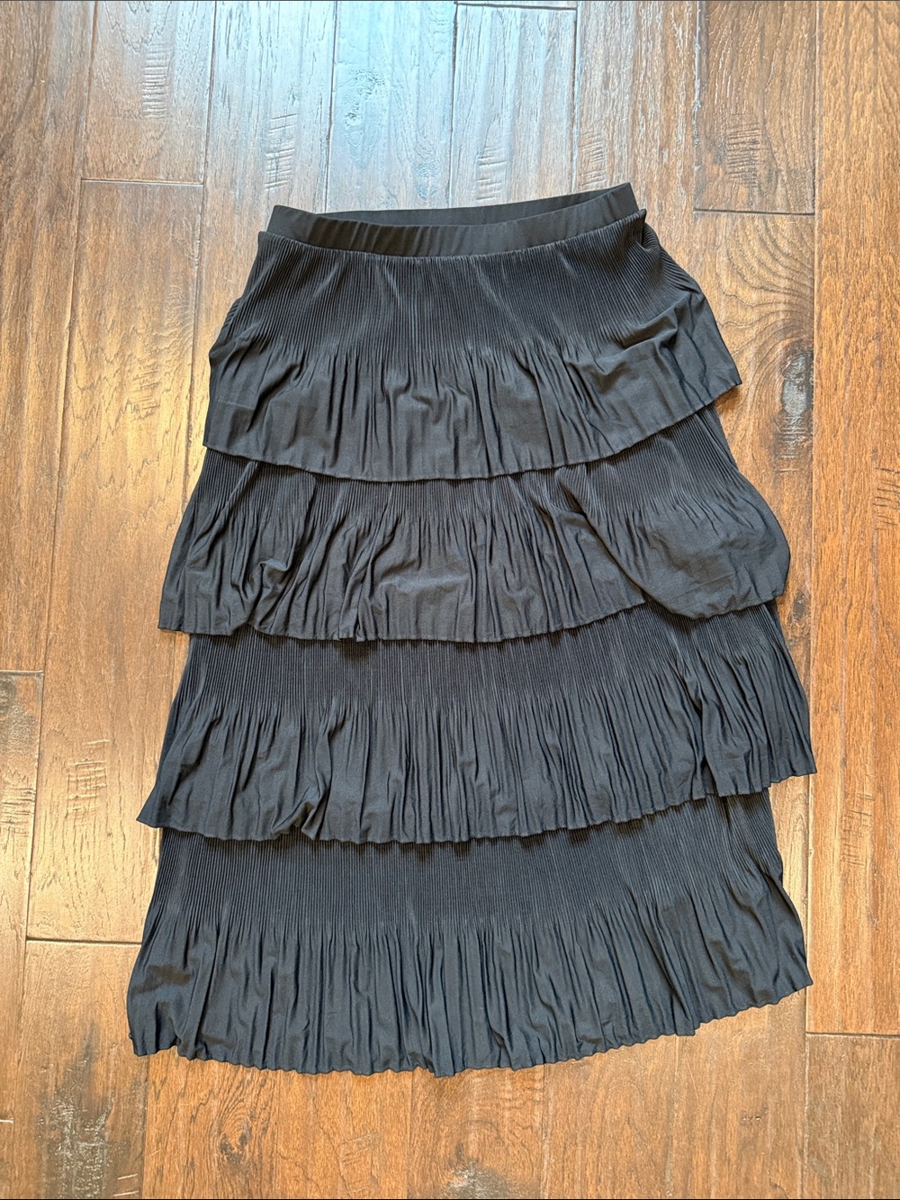Lulu's Black Tiered Pleated Midi Skirt